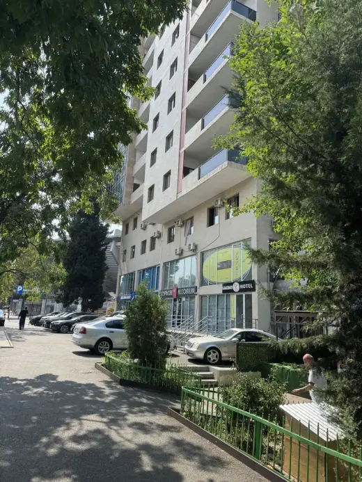 ქირავდება, კომერციული ფართი