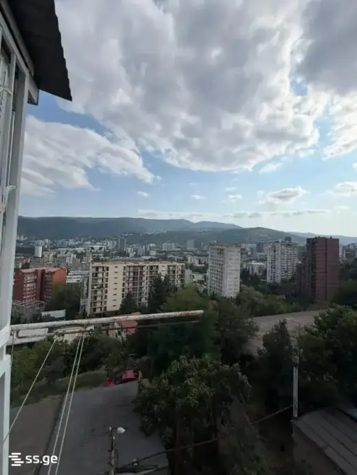 ქირავდება, მიწა
