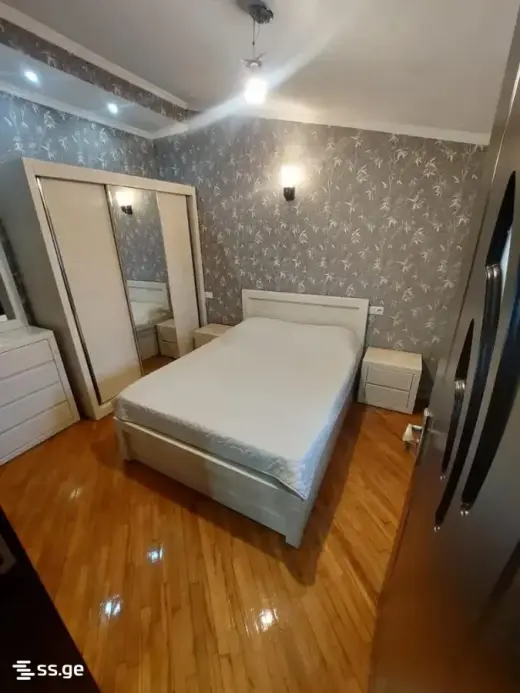 იყიდება, ბინა