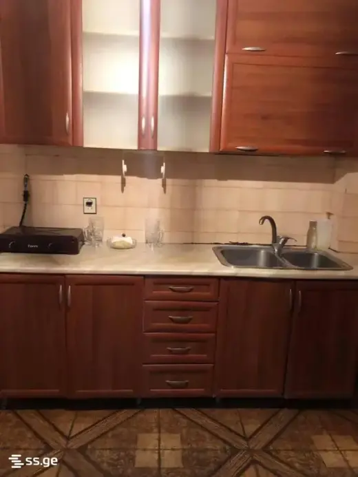ქირავდება, ბინა