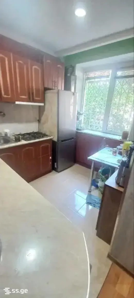 იყიდება, ბინა