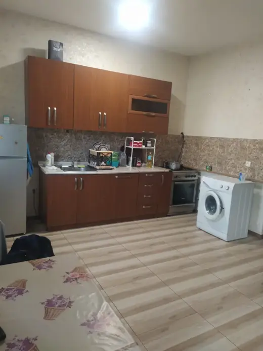 ქირავდება, ბინა