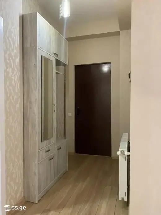 ქირავდება, ბინა