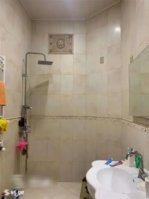 იყიდება, ბინა