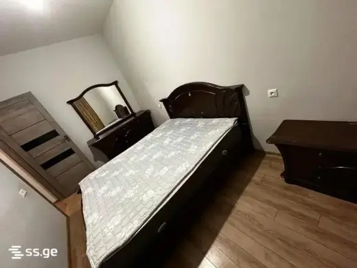 ქირავდება, ბინა