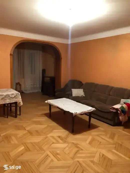ქირავდება, ბინა
