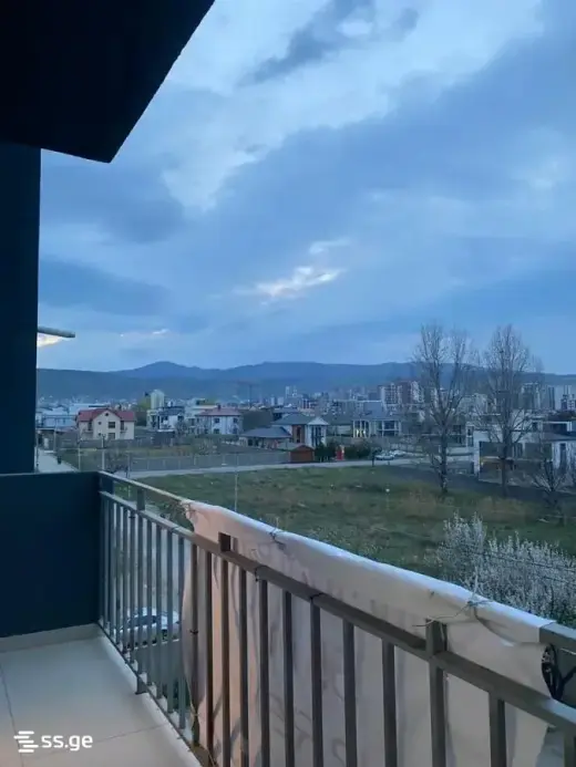 ქირავდება, ბინა
