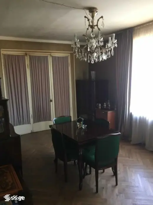 იყიდება, ბინა