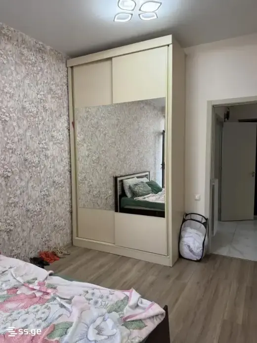 იყიდება, ბინა