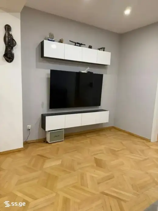 იყიდება, ბინა