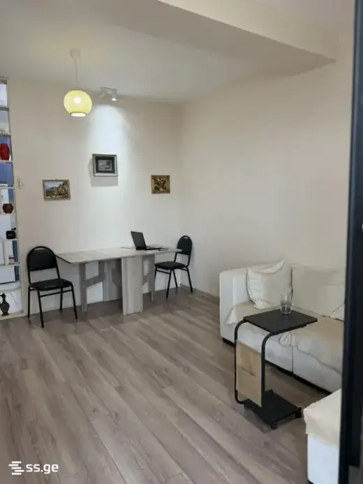 იყიდება, ბინა