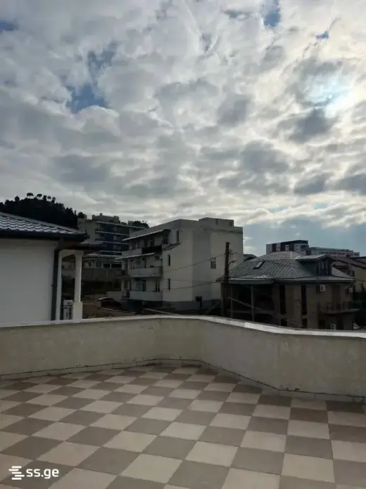 იყიდება, კერძო სახლი