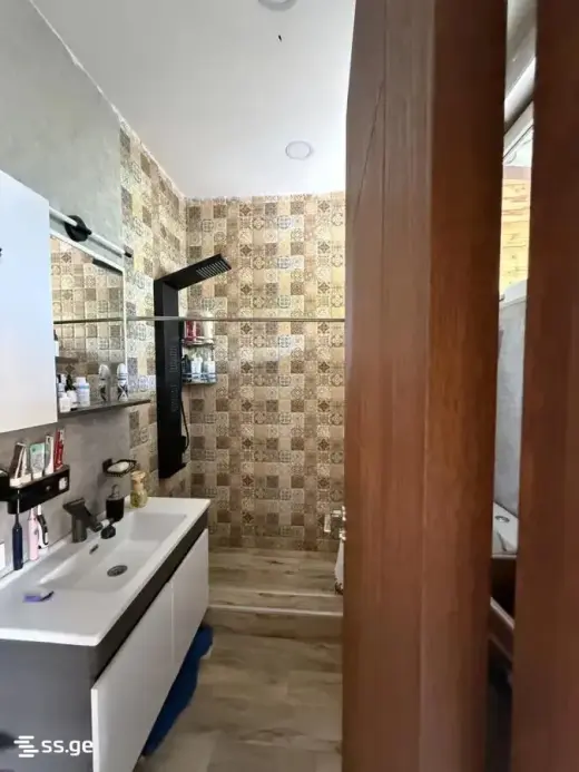 იყიდება, კერძო სახლი