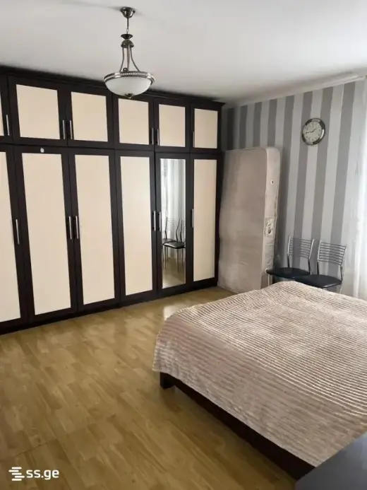 იყიდება, კერძო სახლი