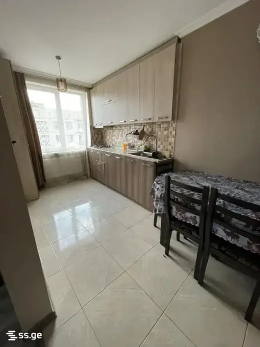 იყიდება, ბინა
