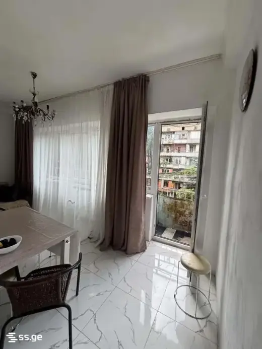 იყიდება, ბინა