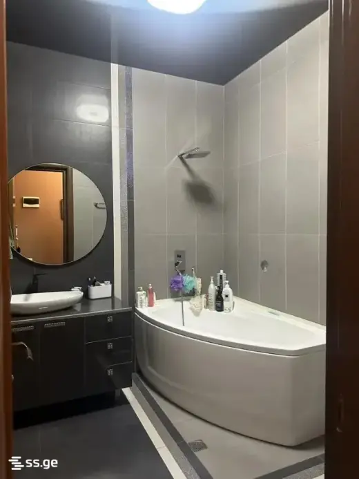 იყიდება, ბინა