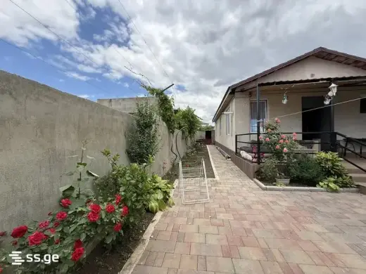 იყიდება, კერძო სახლი
