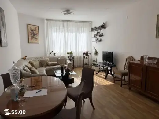 იყიდება, ბინა