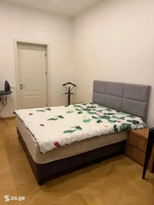 იყიდება, ბინა