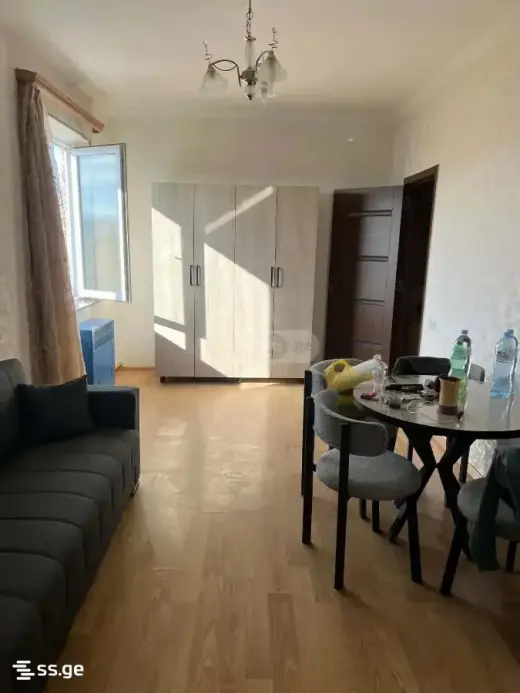 ქირავდება, ბინა