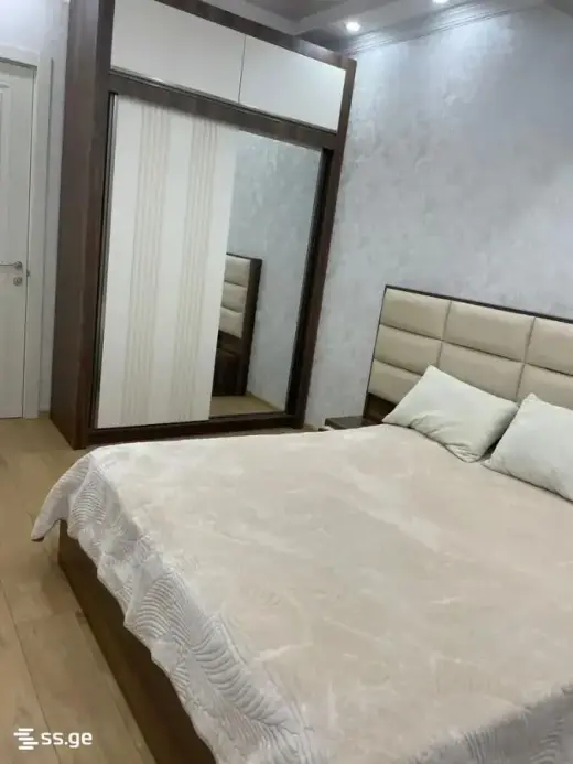 იყიდება, ბინა