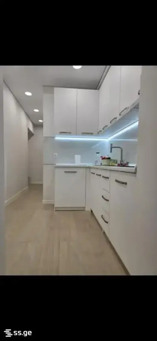 იყიდება, ბინა