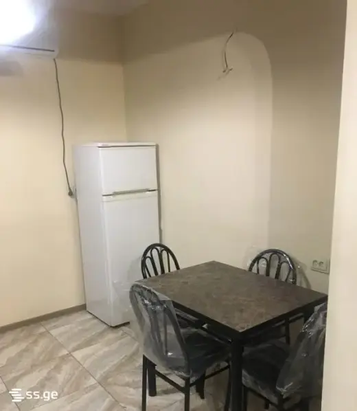 ქირავდება, ბინა