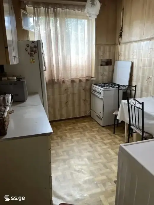 იყიდება, ბინა