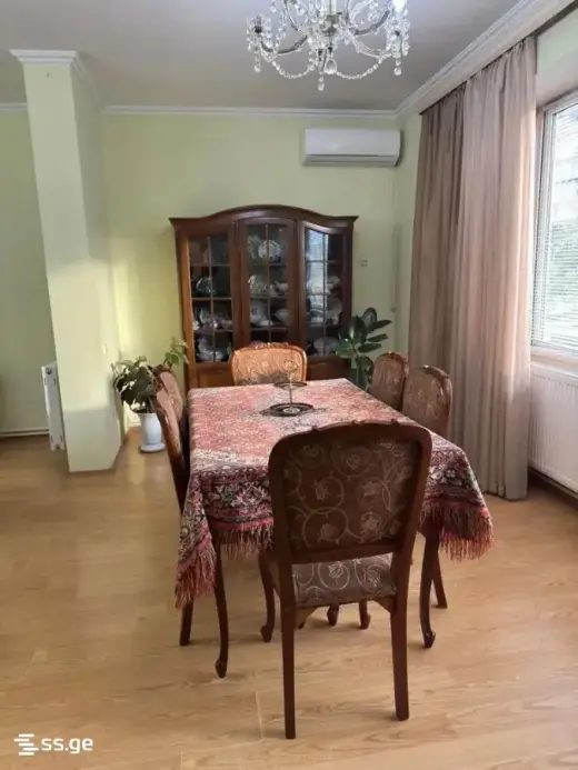 იყიდება, ბინა