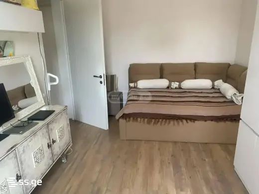 იყიდება, კერძო სახლი