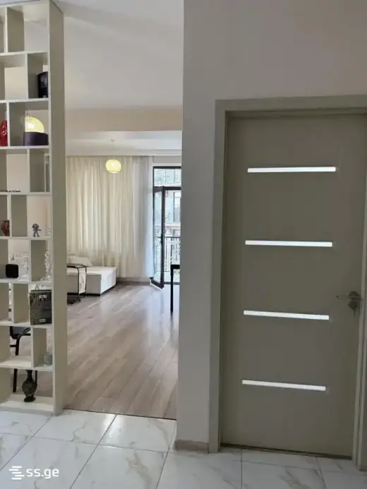 იყიდება, ბინა