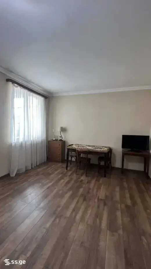 იყიდება, კერძო სახლი