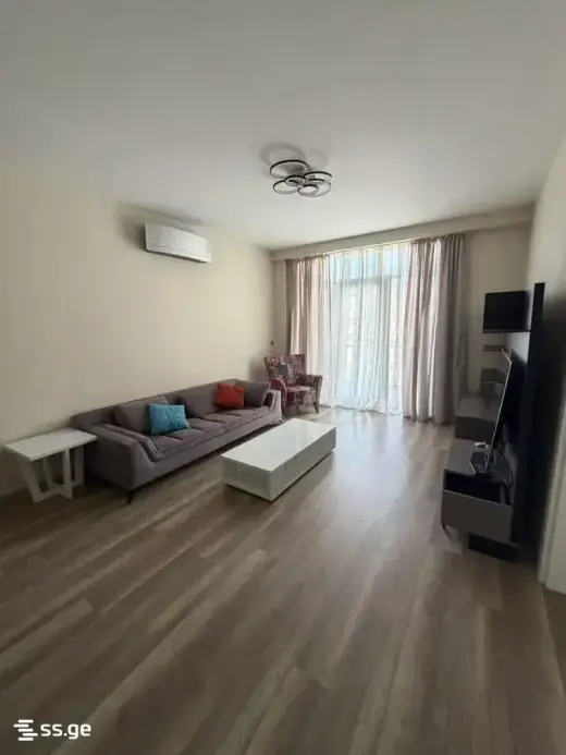 ქირავდება, ბინა