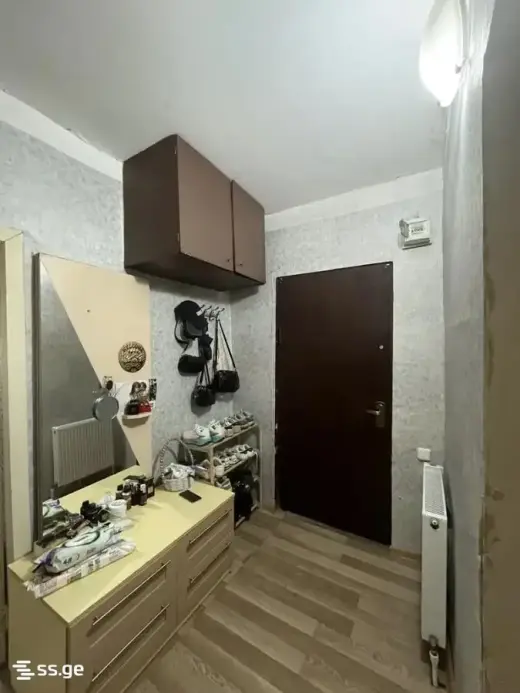 იყიდება, ბინა