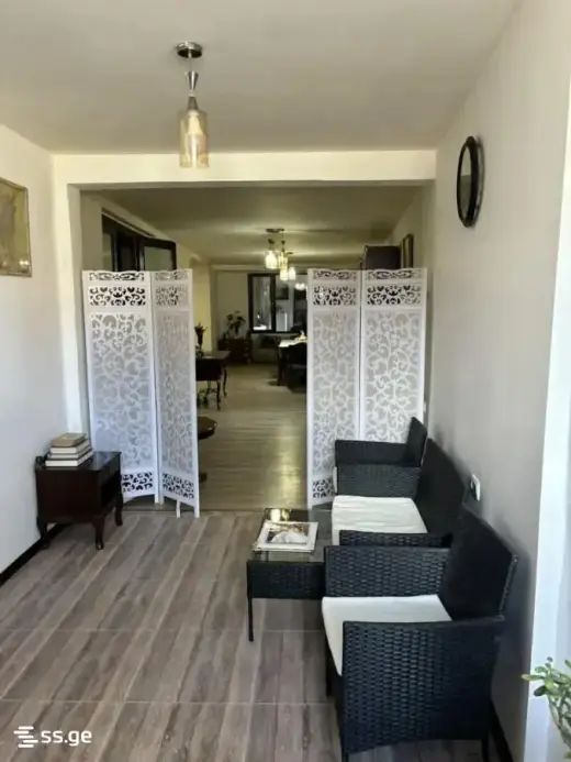 იყიდება, კერძო სახლი