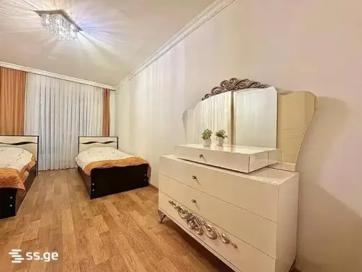 ქირავდება, ბინა
