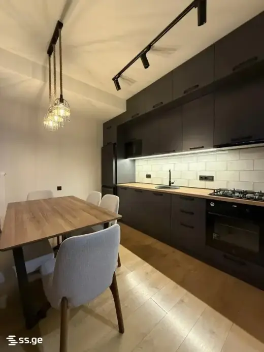იყიდება, ბინა
