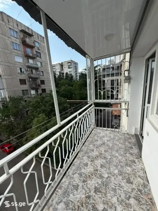 ქირავდება, მიწა