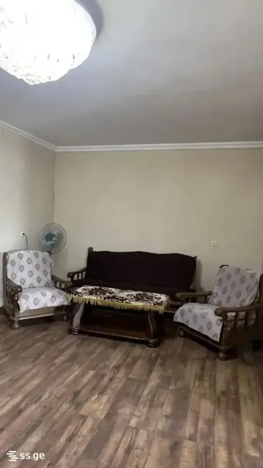 იყიდება, კერძო სახლი