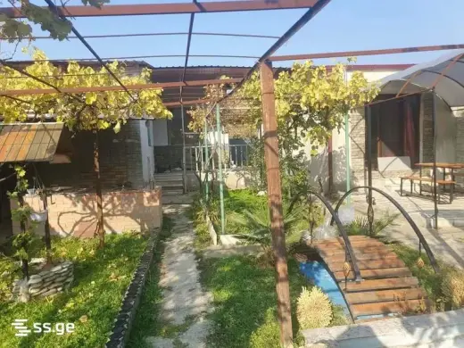 იყიდება, კერძო სახლი
