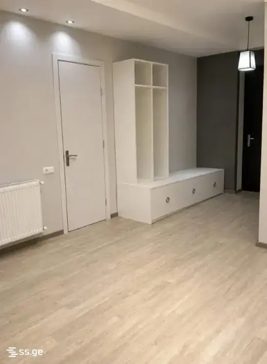 ქირავდება, ბინა