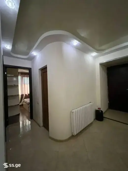 ქირავდება, ბინა