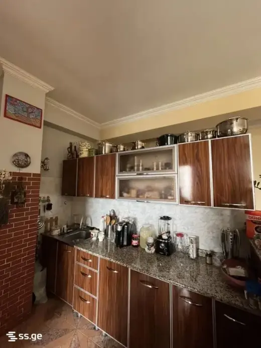 იყიდება, ბინა