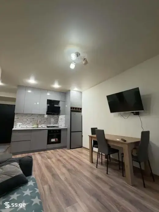 ქირავდება, ბინა