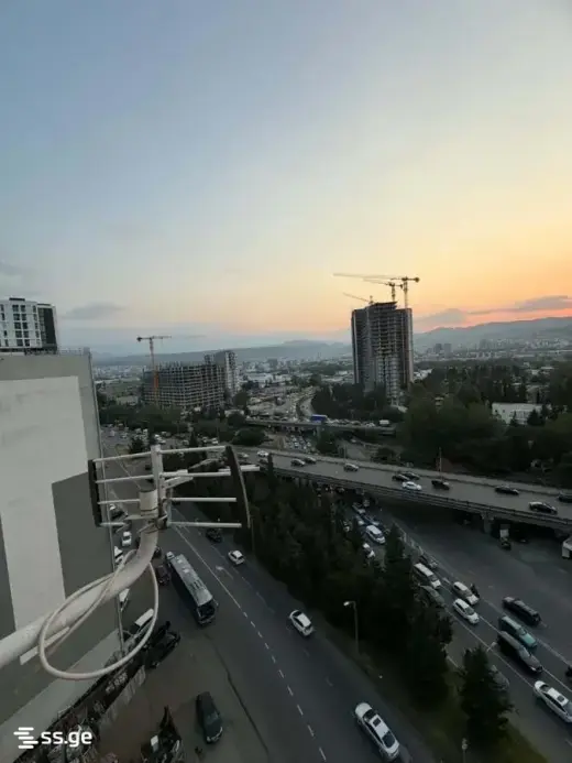 იყიდება, ბინა