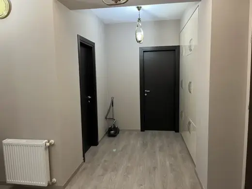 ქირავდება, ბინა