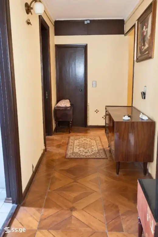 იყიდება, ბინა