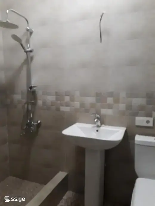 იყიდება, კერძო სახლი