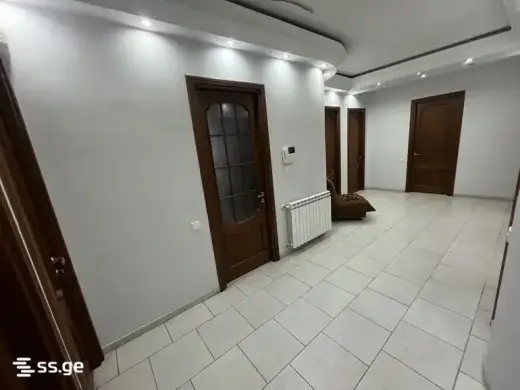 ქირავდება, ბინა